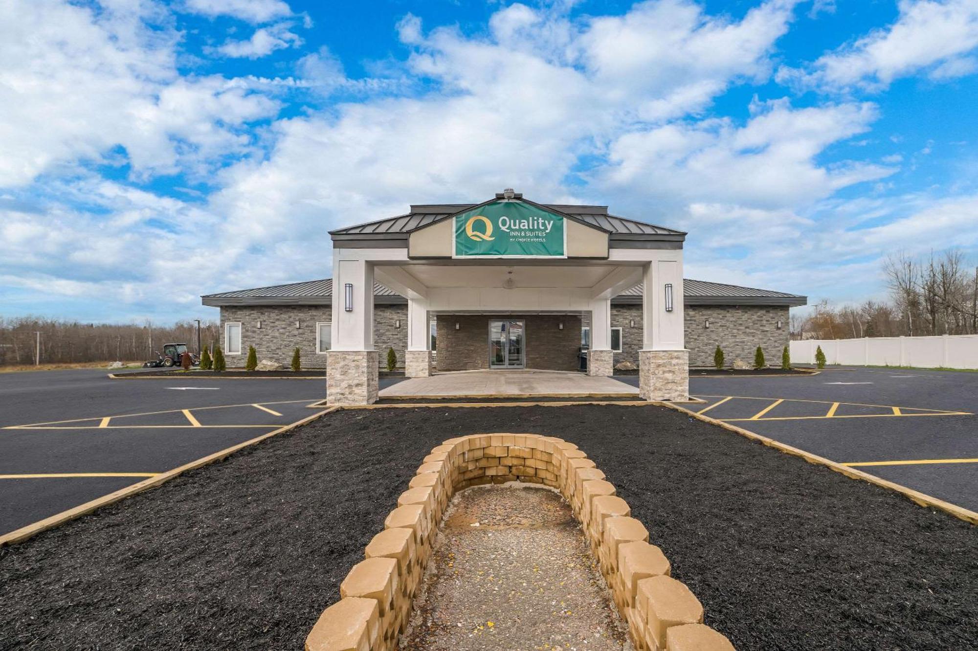 Quality Inn & Suites Caribou Exterior photo